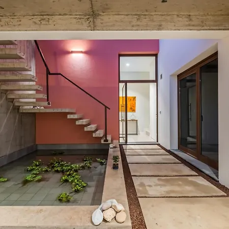 House וילה קלייטה