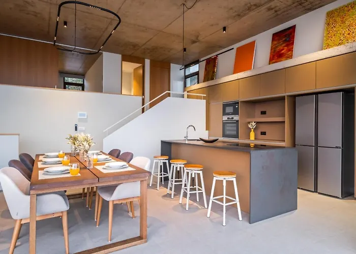 House Кальета